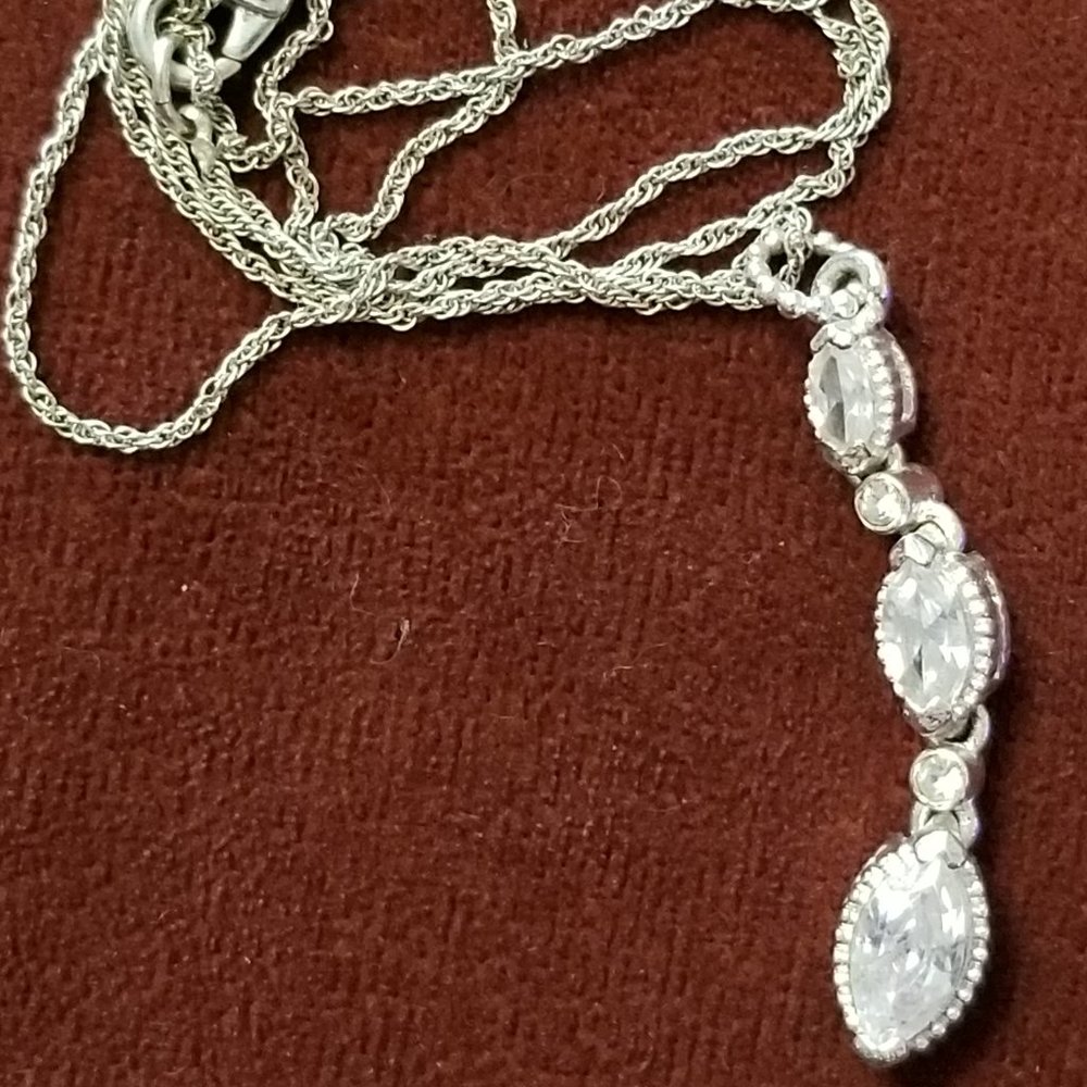 N&A Jewellers 3 Teardrop Cubic Zircon CZ Necklace